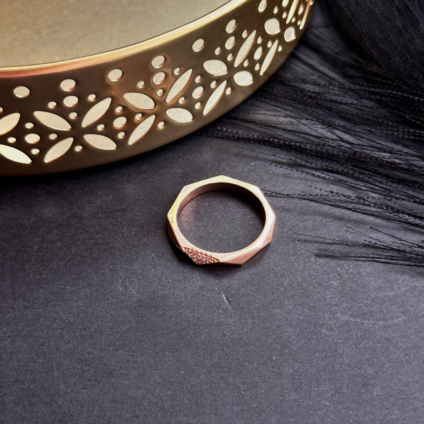 - Geo Shine – Gredzens ar ģeometrisku formu - 3