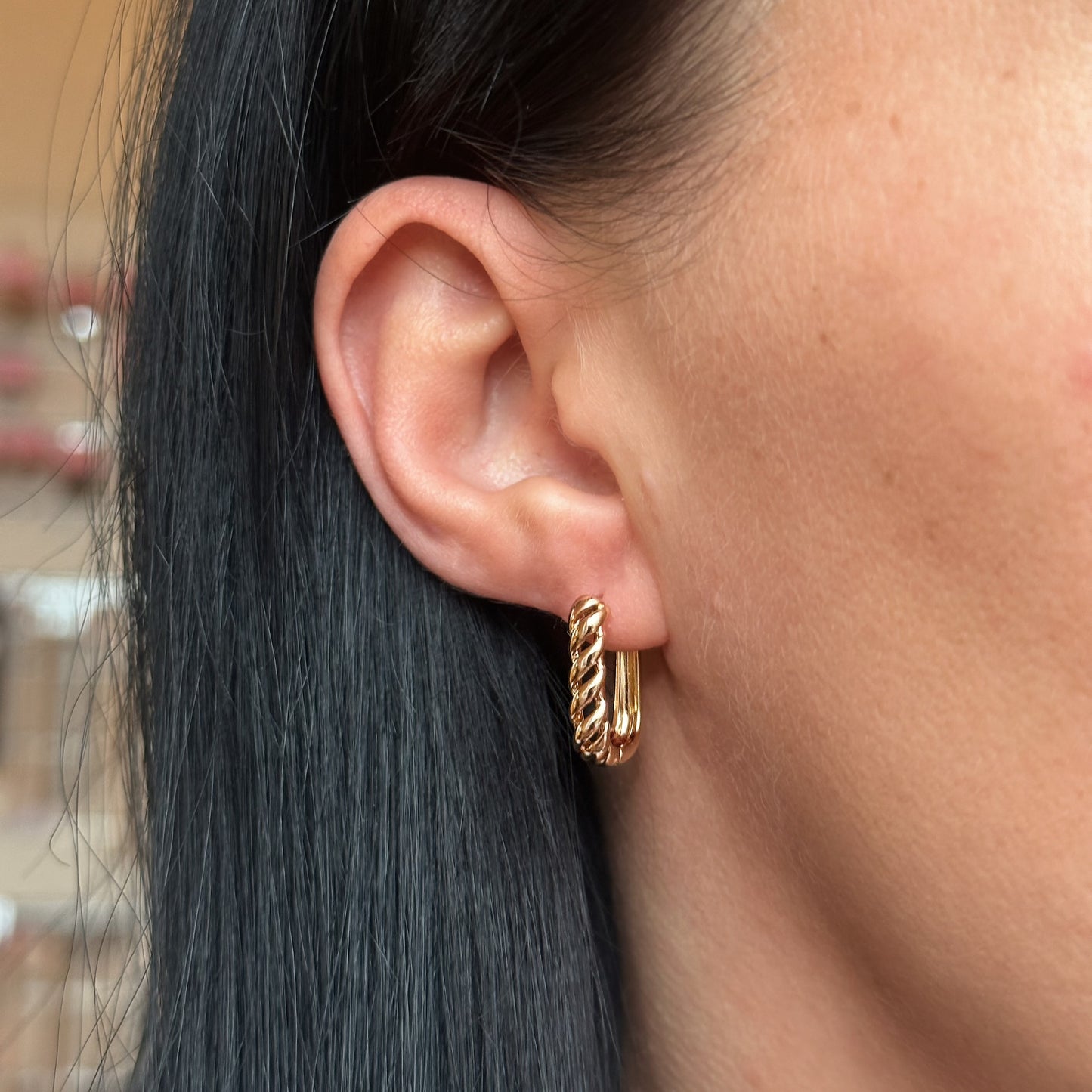 Aurelia Twist Hoops – apzeltīti riņķīšu auskari