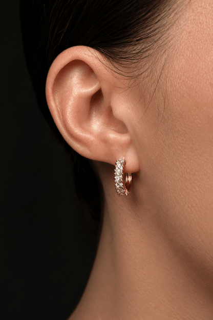 Amēlija – Apzeltīti riņķīšu auskari ar kubisko cirkoniju apzeltītas rotaslietas sievietēm