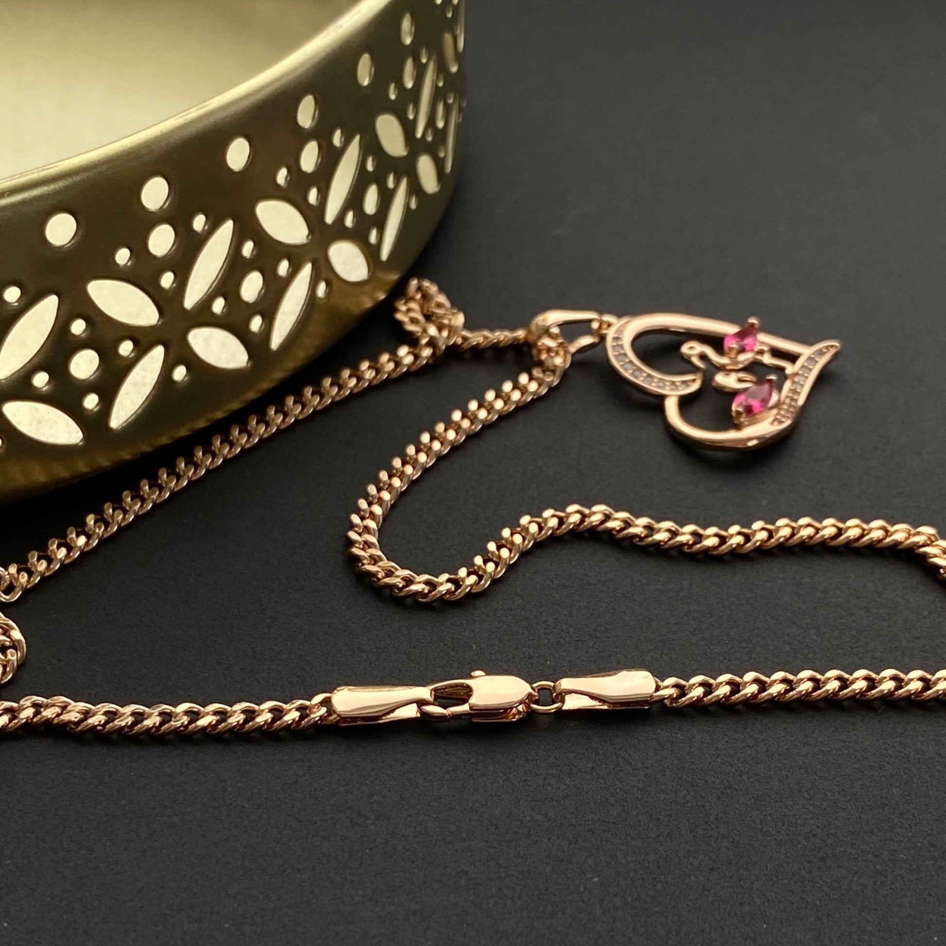 Apzeltīta kaklarota ar flamingo sirsniņā - 18k - apzeltita - rotas