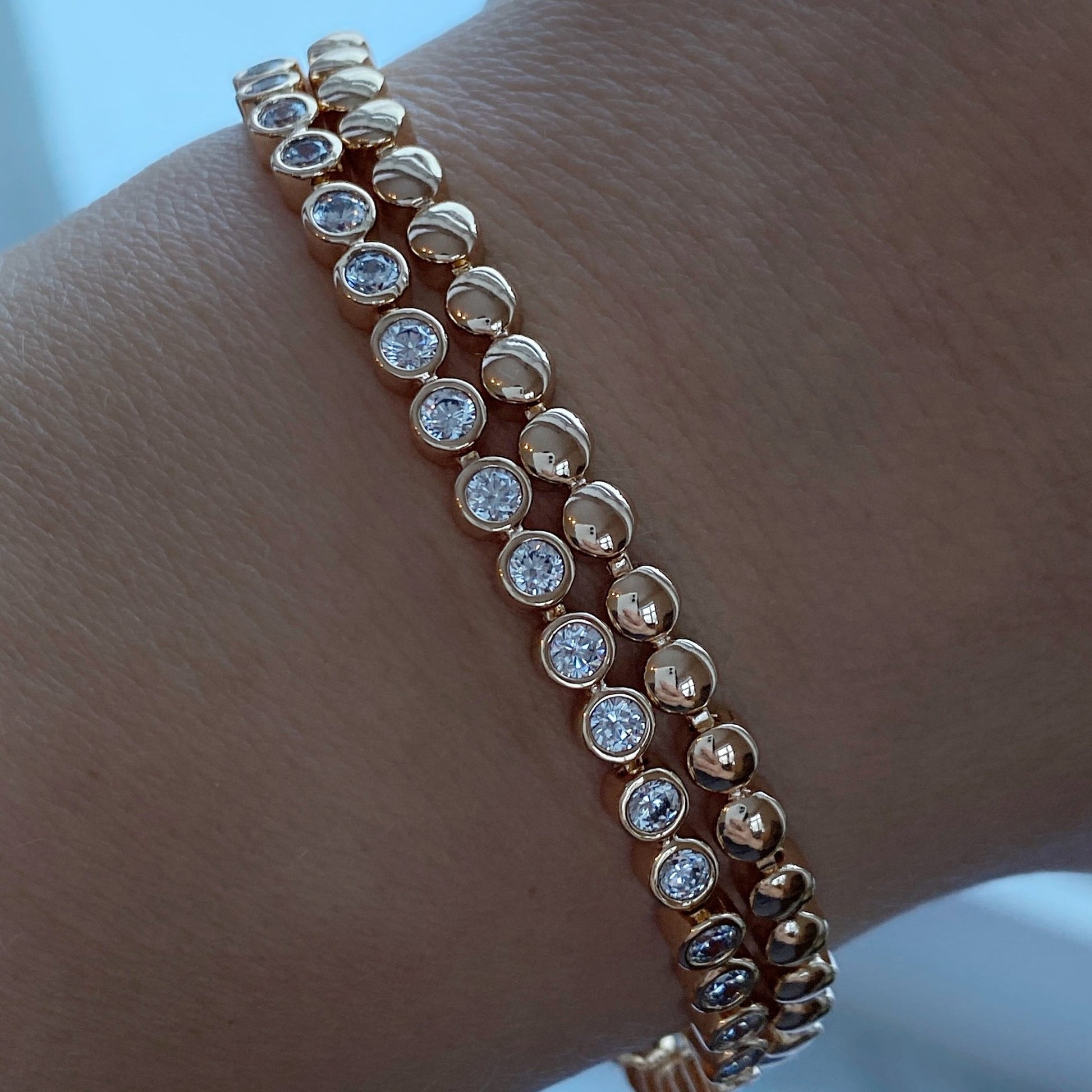 Apzeltīta rokassprādze ar kristāliem - 18k - apzeltita - rotas