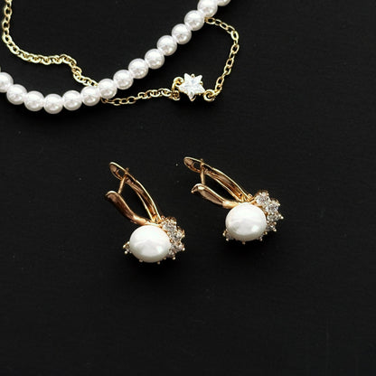 Apzeltīti auskari ar pērlīti un cirkoniju vainagu - 18k - apzeltita - rotas