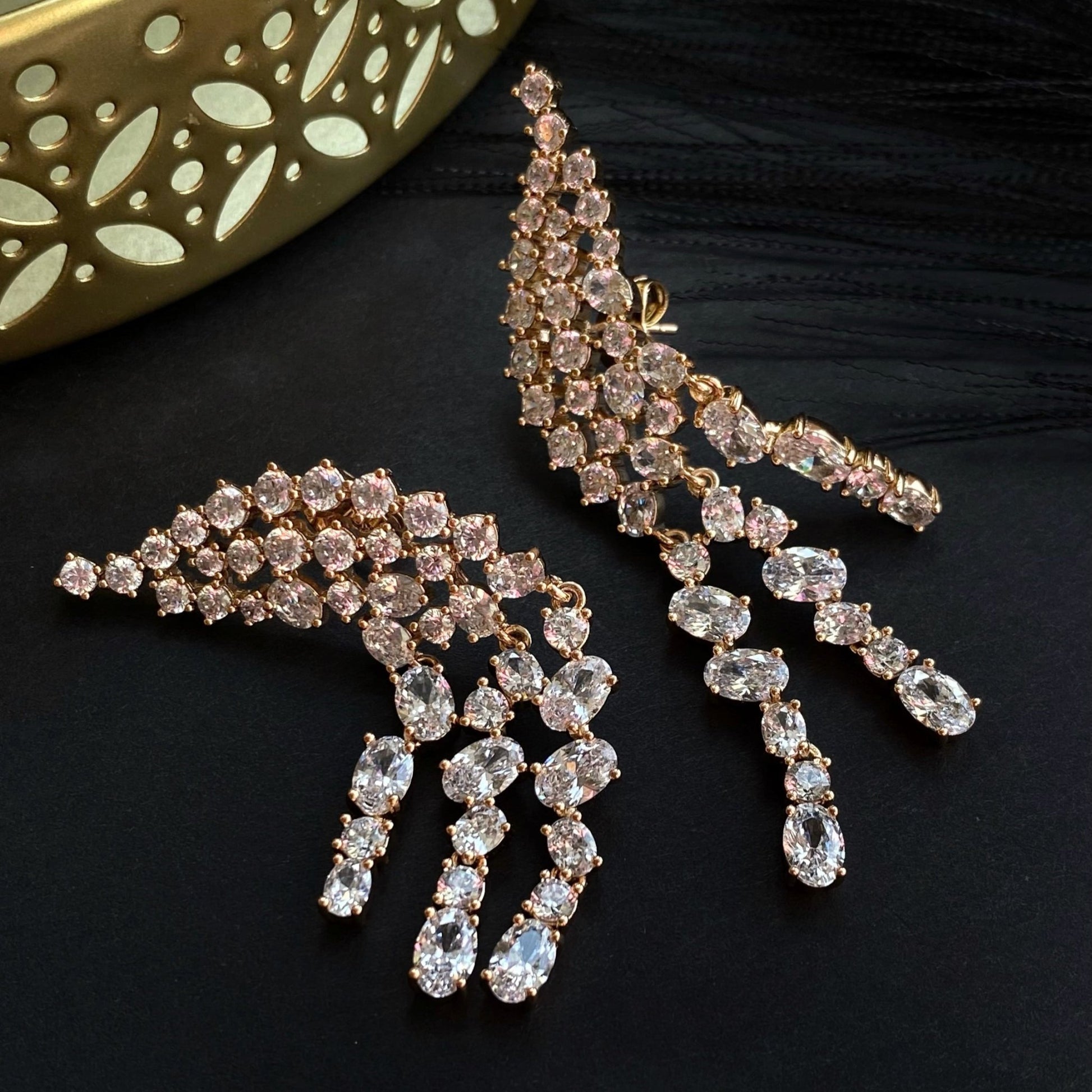  - Crystal Cascade – garie kristālu auskari - 4