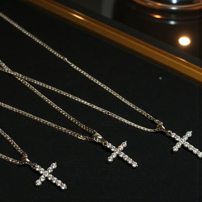 Éclat Cross – kaklarota ar cirkonija krustu - 18k - apzeltita - rotas