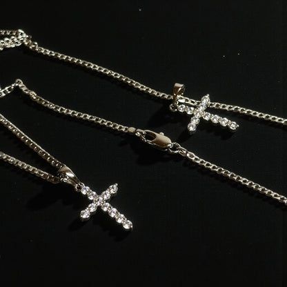 Éclat Cross – kaklarota ar cirkonija krustu - 18k - apzeltita - rotas