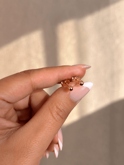 Inese – 18k apzeltīti nagliņu auskari ar bumbiņu (4mm) apzeltītas rotaslietas sievietēm