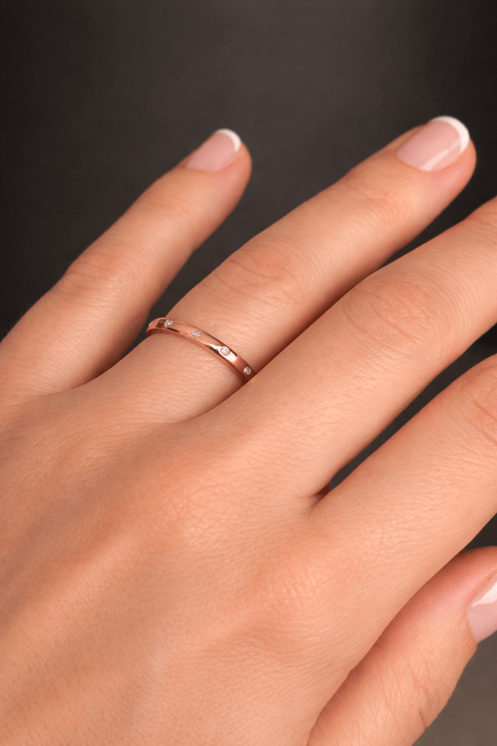 Smalks apzeltīts gredzens ar cirkonijiem - 18k - apzeltita - rotas