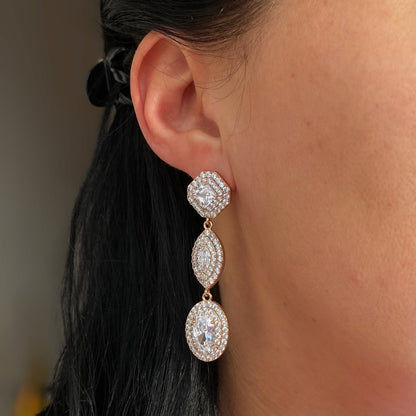  - Triple Glow – Grezni auskari ar trīskāršu mirdzumu - 2